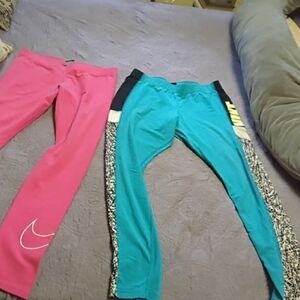 Nike Vibrant Teal and Pink Active Leggings